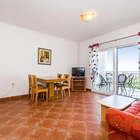 Bozana Apartment *